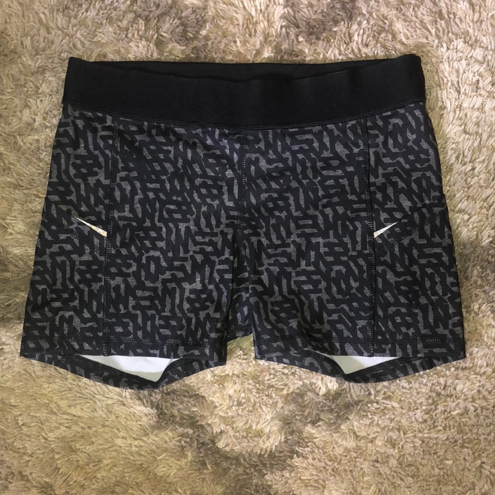 Black and gray lululemon shorts